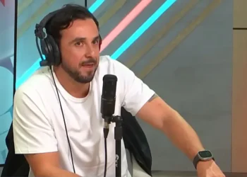El candidato a la Vicepresidente Juan Pablo Velasco en Pov, de Unitel.