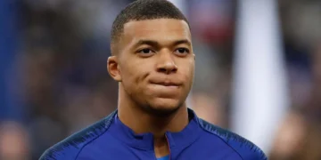 Mbappé acusa al PSG de acoso moral por apartarlo de la plantilla