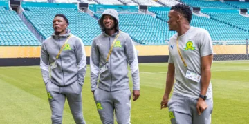 DT del Mamelodi Sundowns prevé un juego intenso contra Fluminense