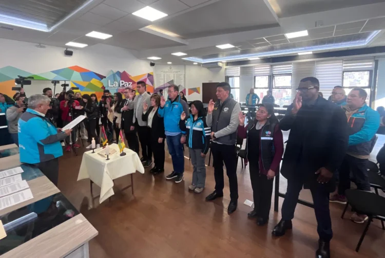 Arias posesiona nuevo gabinete, Rodney Miranda vuelve a Culturas