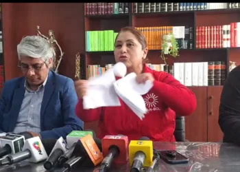 Nina amenaza con impedir la campaña si Evo no es candidato