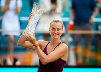 Bicampeona de Wimbledon, la checa Kvitova dirá adiós al tenis