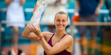Bicampeona de Wimbledon, la checa Kvitova dirá adiós al tenis