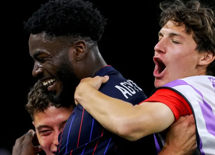 EEUU gana 2-1 a Haití y llega a cuartos con puras victorias