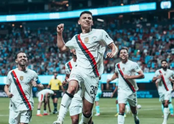 Manchester City logra su pase a octavos al golear 6-0 al Al Ain