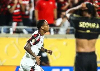 El Flamengo empata 1-1 contra el LAFC y espera al Bayern en octavos