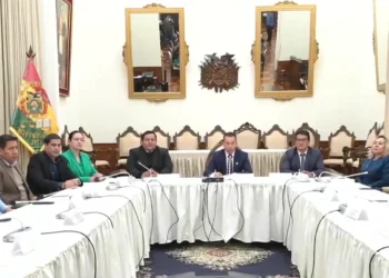 TSJ denuncia amenazas de evistas para habilitar a Morales