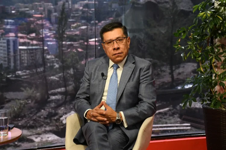 Empresarios plantean actualizar relación comercial con Chile