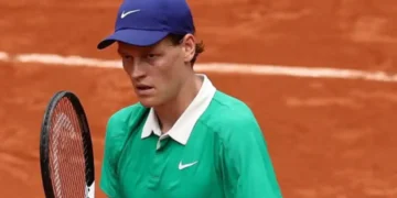 Sinner prosigue su operación conquista de Roland Garros