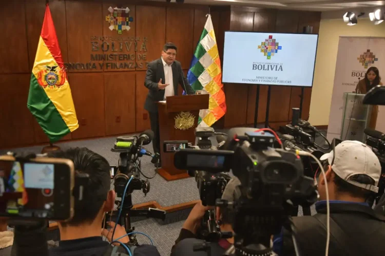 Gobierno presenta proyecto de ley con observaciones del GAFI