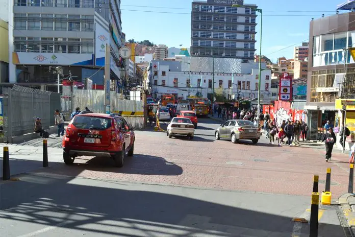 La Alcaldía de La Paz anuncia el cierre de la calle Bueno. FOTO: GAMLP