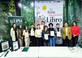 UPSA premió a sus ganadores del concurso cuenta cuento joven 2025