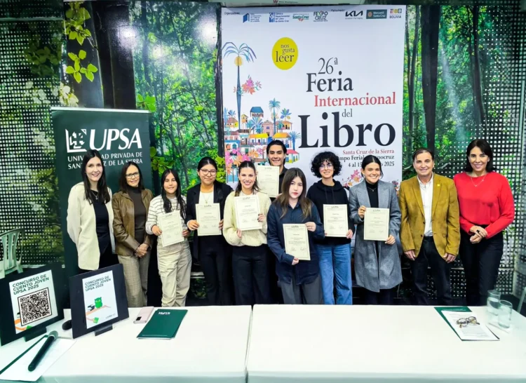 UPSA premió a sus ganadores del concurso cuenta cuento joven 2025