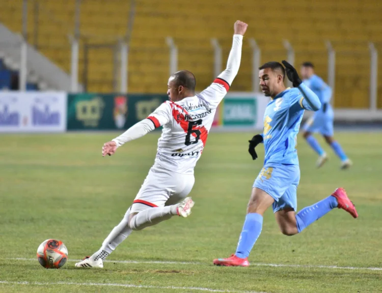 Nacional golea 3-0 a Bolívar en la Copa División Profesional