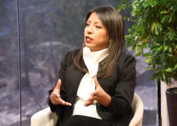 Nadia Cruz denuncia violaciones de policías a detenidas