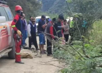 El rescate del cadáver tomó varias horas/Bomberos Antofagasta