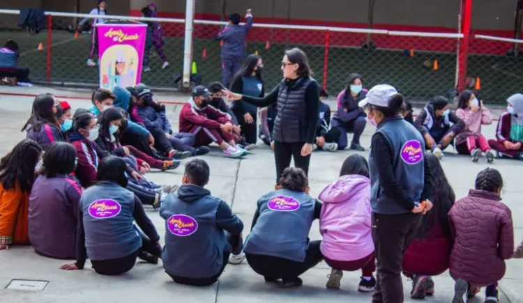 Un taller de prevención de violencia en colegios. FOTO Unifranz