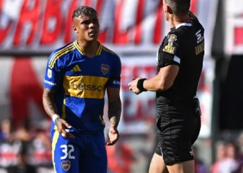 Sin visa, Boca pierde al defensa Costa para el Mundial de Clubes