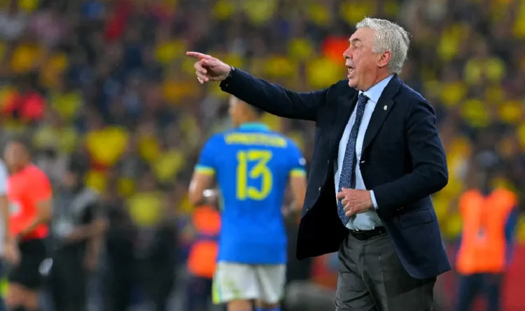 ‘Mister’ Ancelotti le roba el espectáculo a la Seleção en Ecuador
