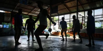 El ‘chinlone’, un deporte ancestral que sobrevive en Birmania