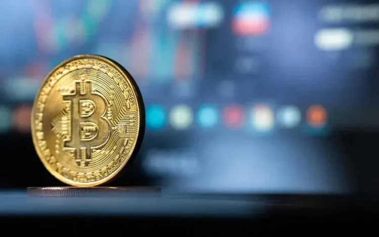 Falta de educación digital deja a Bolivia vulnerable ante estafas con IA y criptomonedas