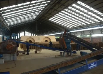 Fábrica de ladrillos estatal está casi lista para su entrega