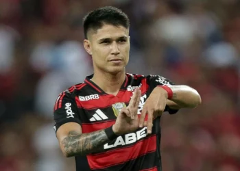 Flamengo nuevo líder del Brasileirão y Neymar es expulsado