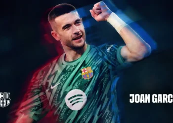 El Barcelona hace oficial el fichaje del portero Joan Garcia