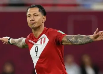 Perú pierde a Lapadula para partidos vitales contra Colombia y Ecuador