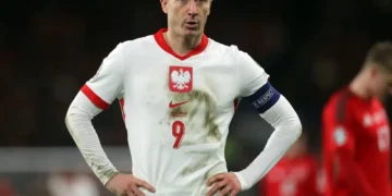 Lewandowski renuncia a la selección polaca mientras este el entrenador