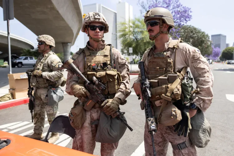 marines.jpg