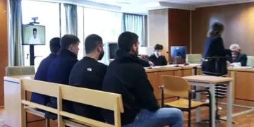 Condena de hasta 22 meses de prisión por colgar muñeco de Vinicius