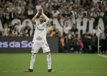 Ancelotti pide a Neymar ‘prepararse bien’ para el Mundial de 2026