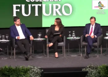 Tuto propone privatizar las empresas estatales y Samuel, venderlas