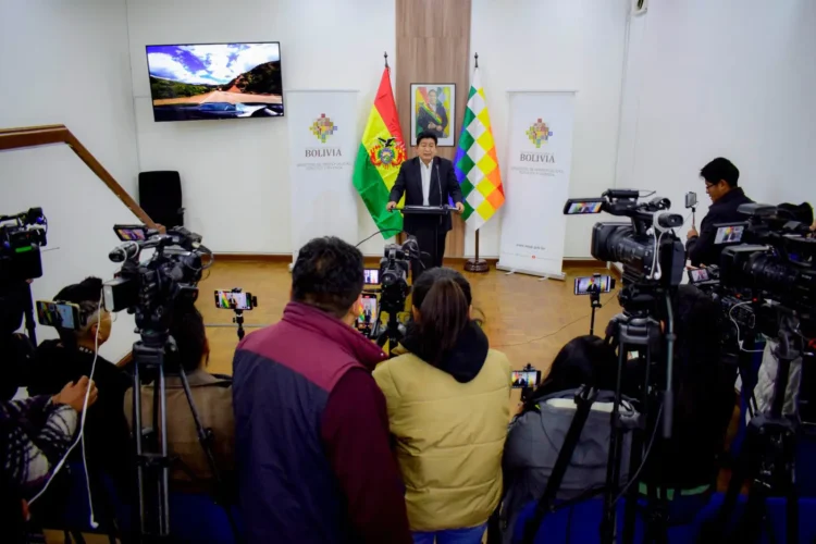 Supervisarán estudios para tres proyectos viales con Bs 3,1 millones