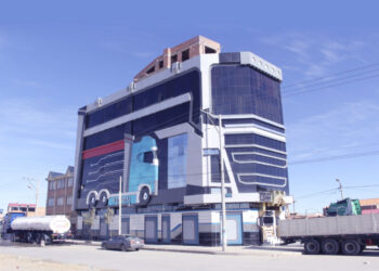 Una familia edificó un salón en memoria de su camión más querido