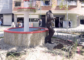 Estatua de Gilberto Rojas, decapitada hace dos semanas