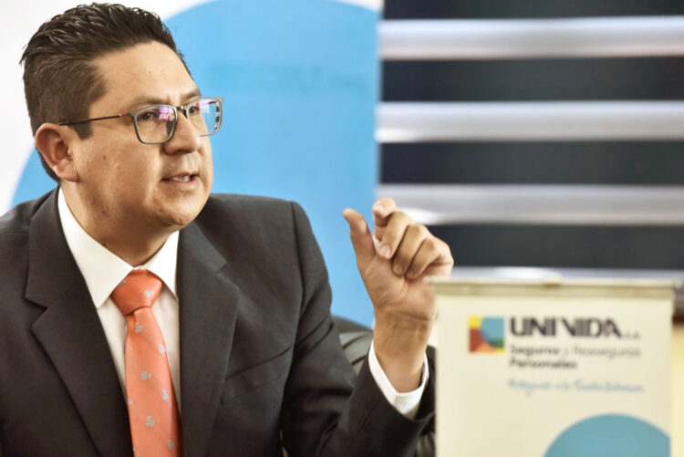 Larry Fernández: De 423.000 constructores, solo 12.000 cuentan con el SOAT-C