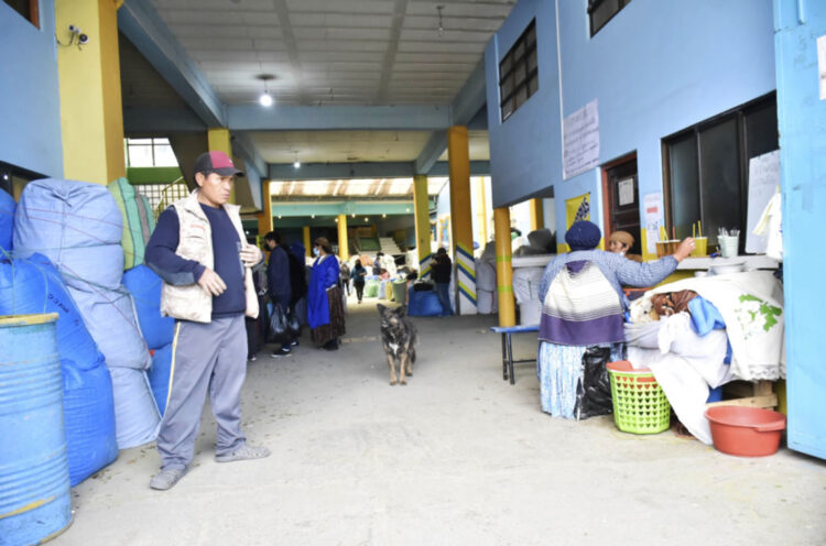 El Gobierno deslinda responsabilidades y culpa a Adepcoca