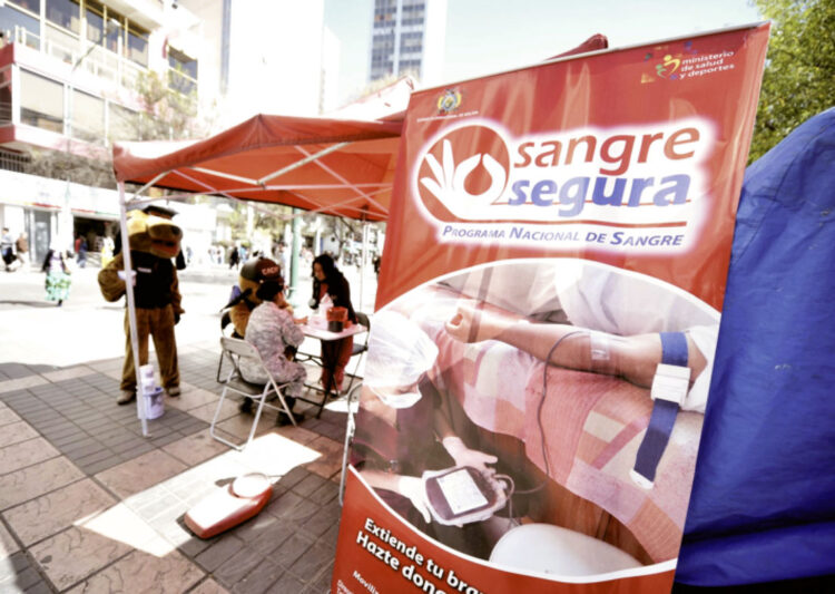 Entre 60 y 80 donantes de sangre cada día; se prevé batir récord