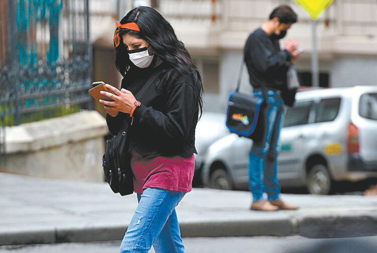 Telefónicas, prohibidas de restar créditos desde el martes