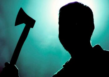 Cadena perpetua para alumno que mató a dos profesoras con hacha en Suecia