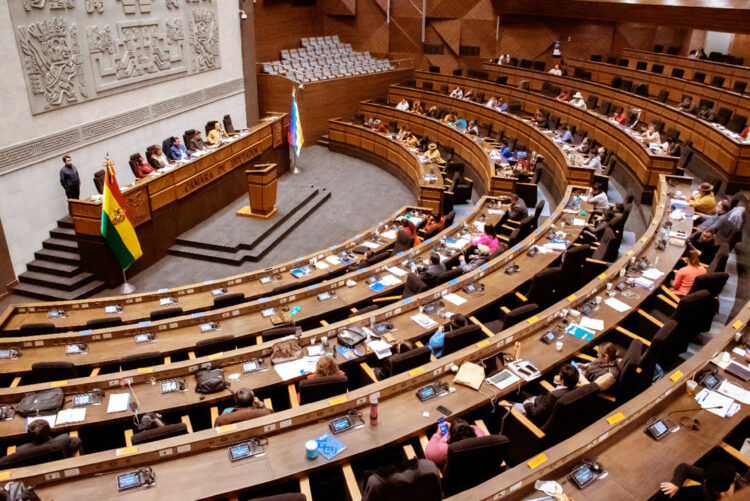Diputados aprueba ley para beneficiar a deudores tributarios