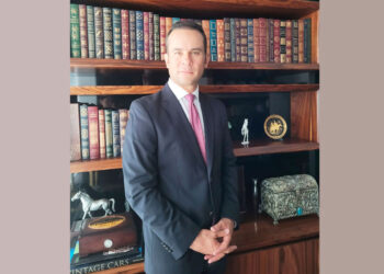 Bedoya: El mercado asegurador boliviano tiene correlación directa con el PIB