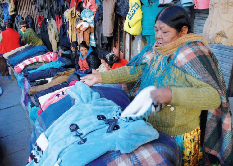 Gremiales pagan entre Bs 30 y 120 al año a la Alcaldía