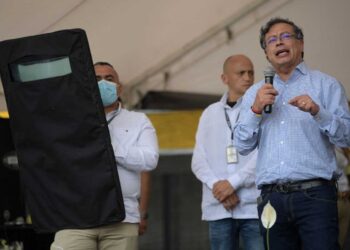 Candidatos presidenciales se blindan ante el temor de un magnicidio en Colombia