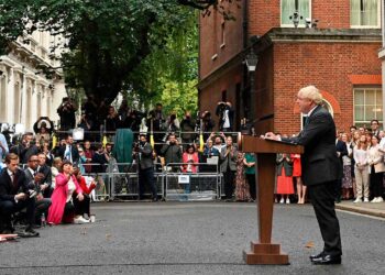 Boris Johnson se despide y Liz Truss asume como primera ministra británica