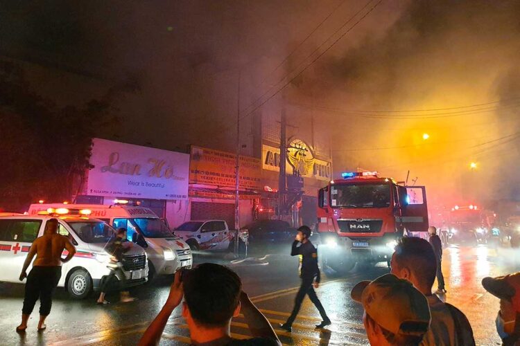 Incendio en un karaoke de Vietnam deja al menos 23 muertos