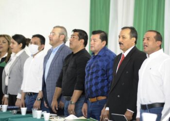 Reclaman un decreto para exigir carnet de vacunación