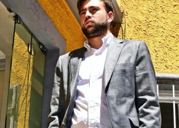 Andrés Costa observa al DT Baldivieso por el planteamiento